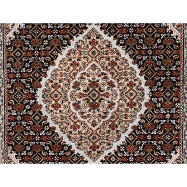 2'10"x5'4" Fish Medallion Design Tabriz Mahi Wool Hand Knotted Black Oriental Rug  - 62532 - Image 6