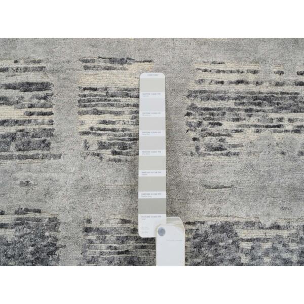 2'1"x3'1" Light Gray Hand Knotted Modern Hand Spun Undyed Natural Wool Mat Oriental Rug  - 64237 - Image 5