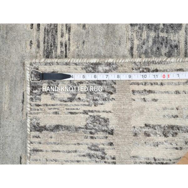 2'1"x3'1" Light Gray Hand Knotted Modern Hand Spun Undyed Natural Wool Mat Oriental Rug  - 64237 - Image 9