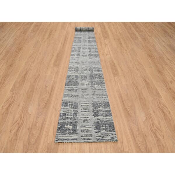 2'6"x20' Light Gray, Modern Design, Hand Spun Undyed Natural Wool, Hand Knotted, XL Runner Oriental Rug  - 64697 - Image 3