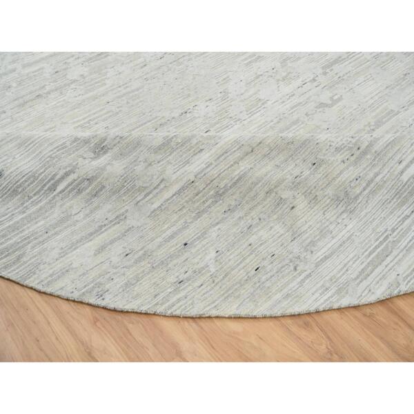 13'8"x13'8" Light Gray, Hand Spun Undyed Natural Wool, Hand Knotted, Modern Design, Round Oriental Rug  - 64698 - Image 8