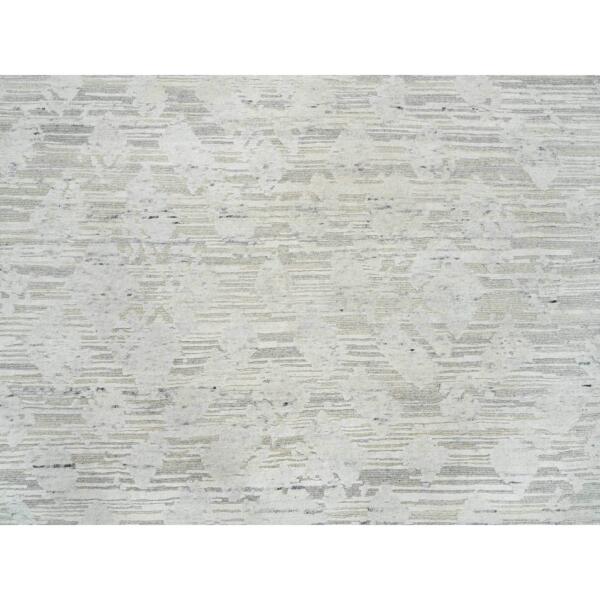 13'8"x13'8" Light Gray, Hand Spun Undyed Natural Wool, Hand Knotted, Modern Design, Round Oriental Rug  - 64698 - Image 10