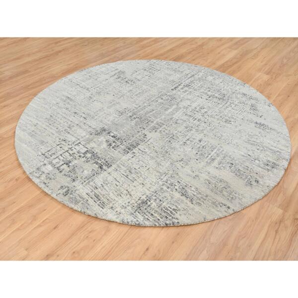 7'10"x7'10" Light Gray, Hand Spun Undyed Natural Wool, Hand Knotted, Modern Design, Round Oriental Rug  - 64700 - Image 5