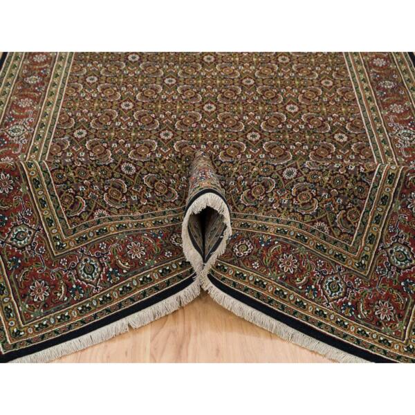 5'10"x9'1" Navy Blue, Herati with All Over Design, Hand Knotted, 250 KPSI Wool, Dense Weave, Oriental Rug  - 65115 - Image 6