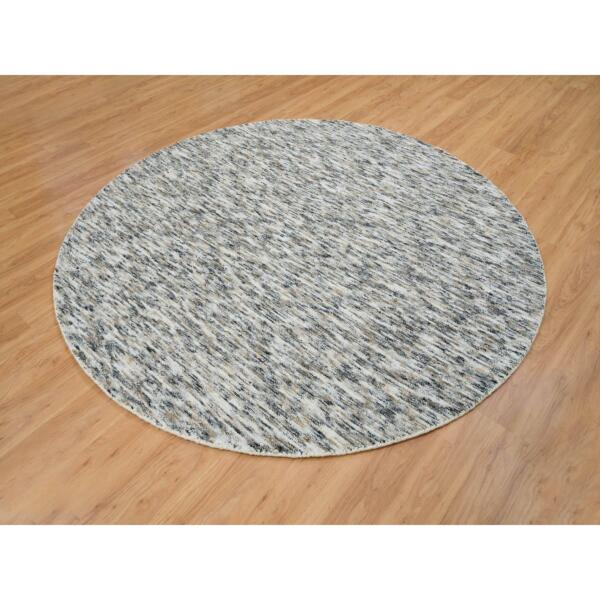 8'x8' Earth Tone Colors, Pure Wool, Hand Loomed, Modern Striae Design, Soft to the Touch Round Oriental Rug  - 65226 - Image 4