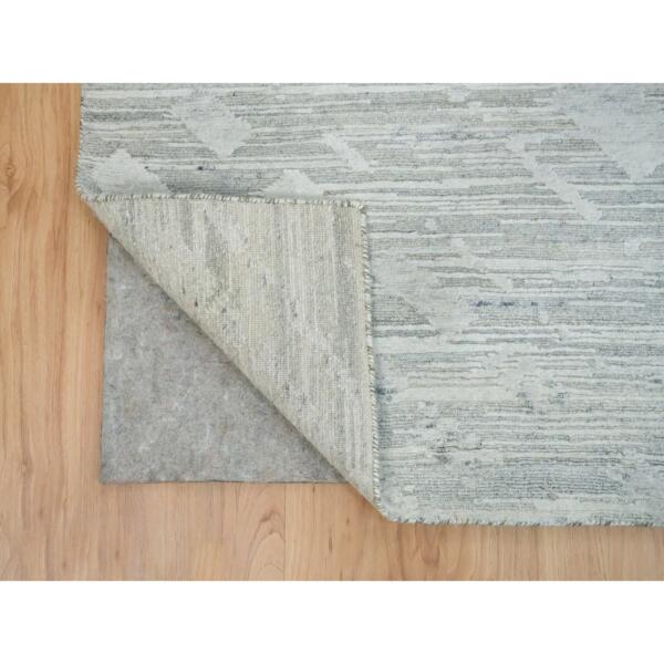 6'x9'3" Ivory and Light Grey, Modern Pattern, Hand Spun Undyed Natural Wool, Hand Knotted, Oriental Rug  - 65642 - Image 5