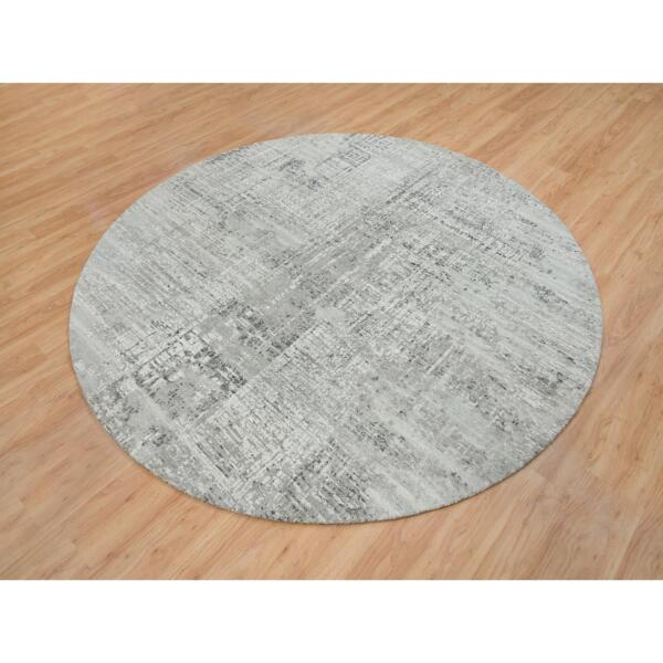 8'1"x8'1" Light Gray, Hand Spun Undyed Natural Wool, Modern Design, Hand Knotted, Round Oriental Rug  - 65647 - Image 4