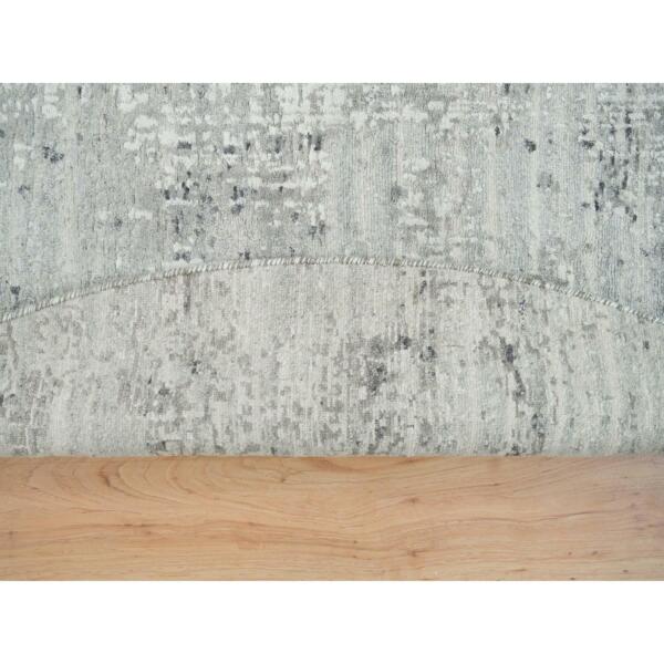 8'1"x8'1" Light Gray, Hand Spun Undyed Natural Wool, Modern Design, Hand Knotted, Round Oriental Rug  - 65647 - Image 5