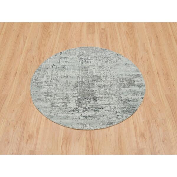 4'10"x4'10" Light Gray, Modern Design, Hand Knotted, Hand Spun Undyed Natural Wool, Soft pile, Round Oriental Rug  - 65651 - Image 3