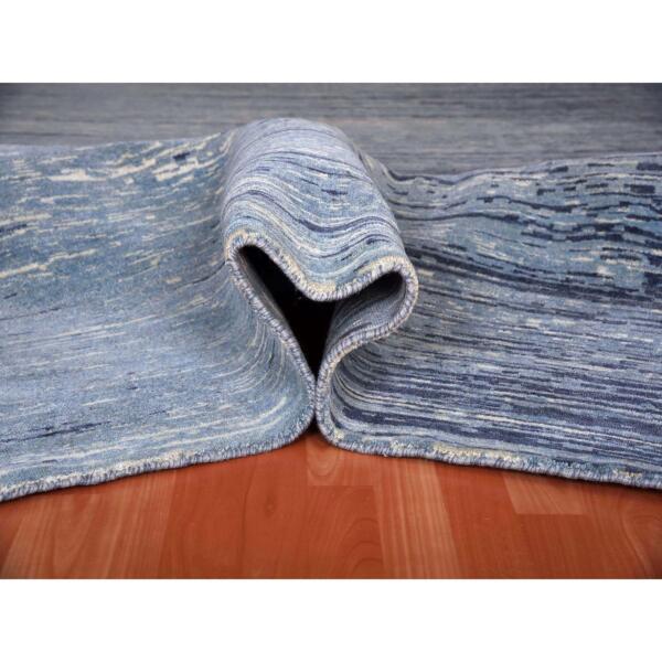 10'1"x10'1" Pure Wool Horizontal Ombre Design Blue Oceanic Hand Knotted Square Oriental Rug  - 66852 - Image 6