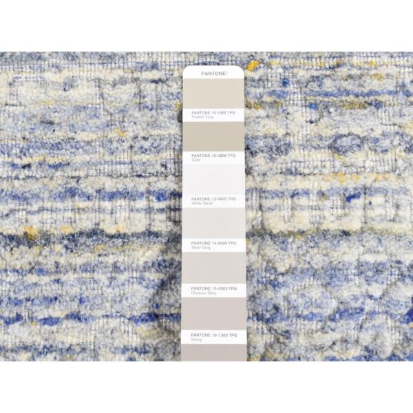 2'x2' Hand Loomed, Textured Wool, Modern Design, Hi and Lo with Multiple Colors, Fragment Sample, Oriental Rug  - 80407 - Image 4