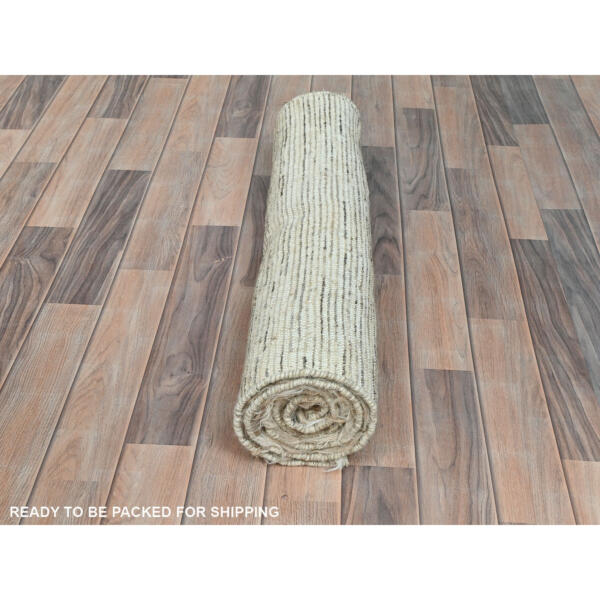 2'10"x5'5" Beige, Shaggy Moroccan Exotic Texture, Undyed Natural Wool Hand Knotted, Oriental Rug  - 82024 - Image 6