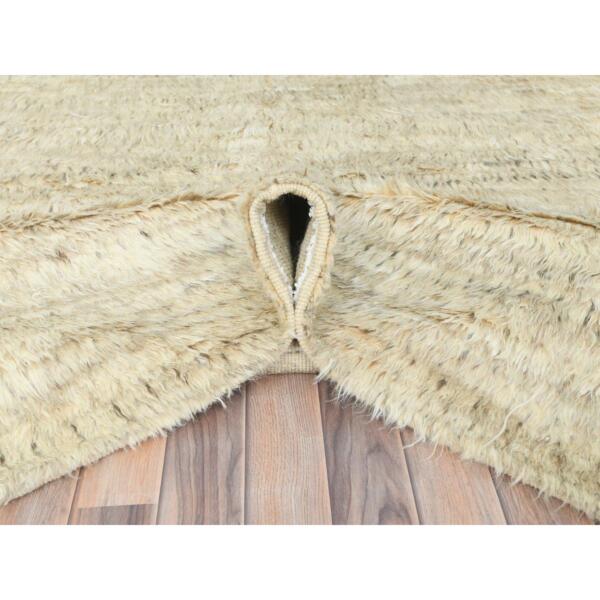 10'1"x14'1" Beige, Undyed Natural Wool Hand Knotted, Shaggy Moroccan Exotic Texture, Oriental Rug  - 82565 - Image 7