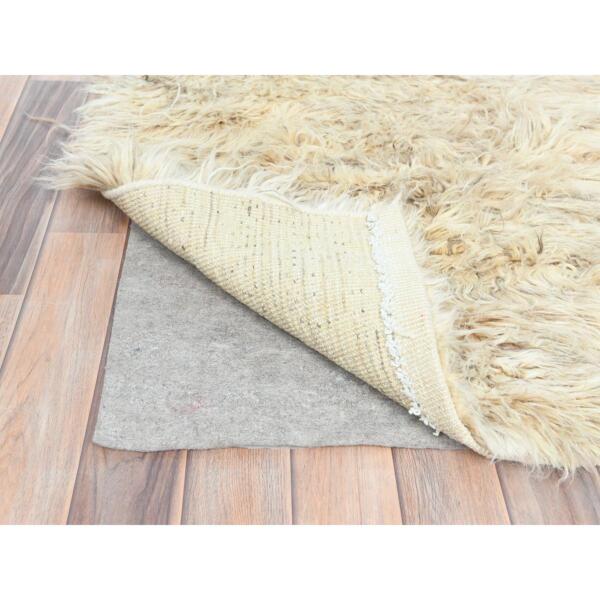 2'7"x10'1" Beige, Shaggy Moroccan Exotic Texture, Undyed Natural Wool Hand Knotted, Runner Oriental Rug  - 82573 - Image 4