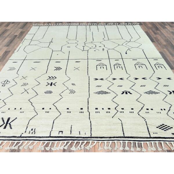 8'4"x10'7" Bone Ivory, Ben Ourain  Moroccan Berber Shilhah Design, Natural Dyes, Extra Soft Wool, Hand Knotted Oriental Rug  - 82983 - Image 4